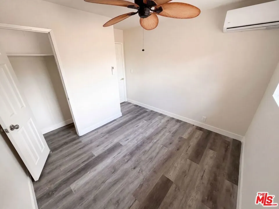 1426 S Rita Way Santa Ana, CA 92704