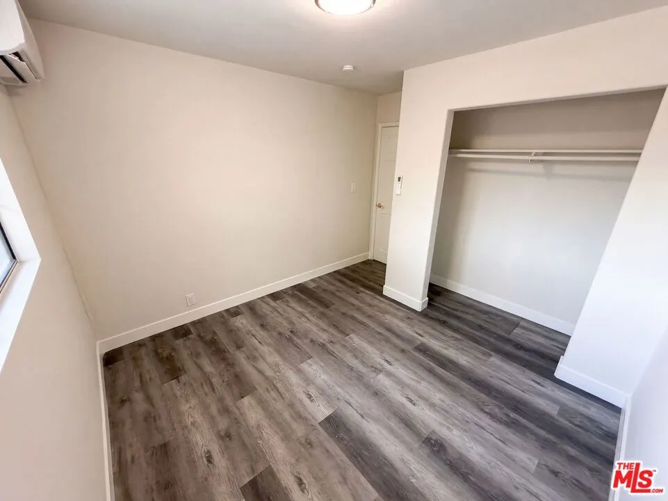 1426 S Rita Way Santa Ana, CA 92704