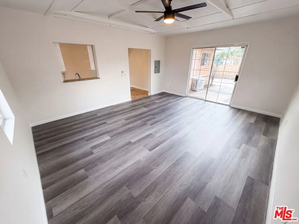 1426 S Rita Way Santa Ana, CA 92704