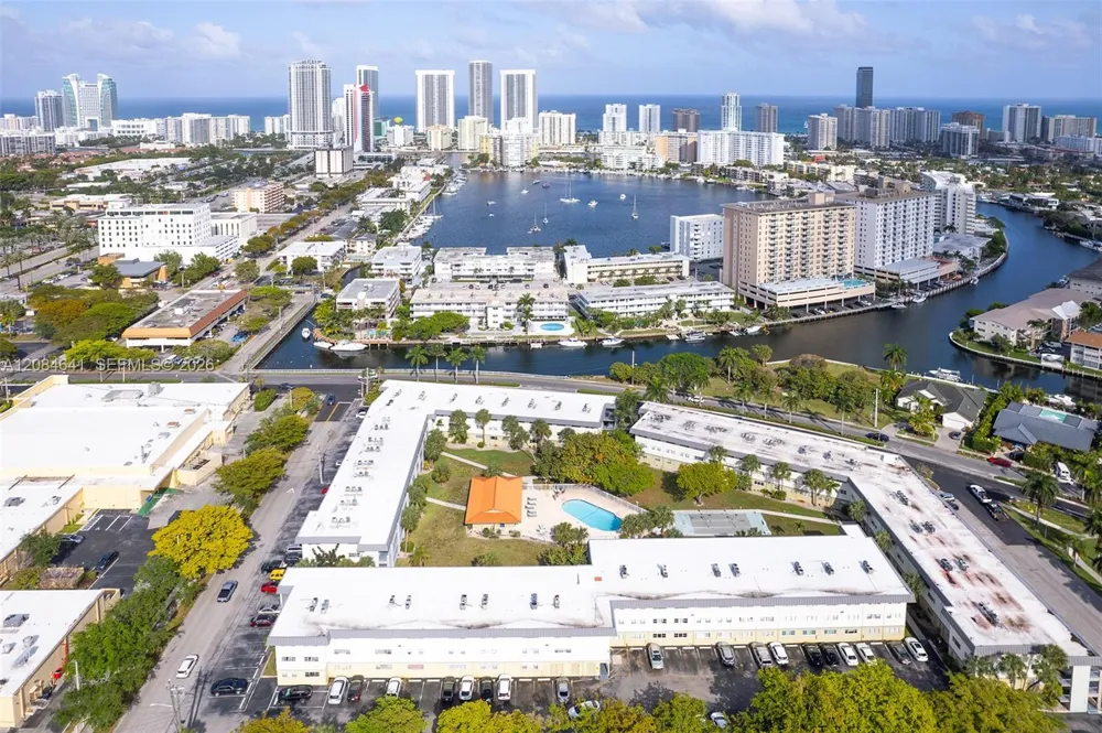 250 Layne Blvd #205 Hallandale Beach, FL 33009