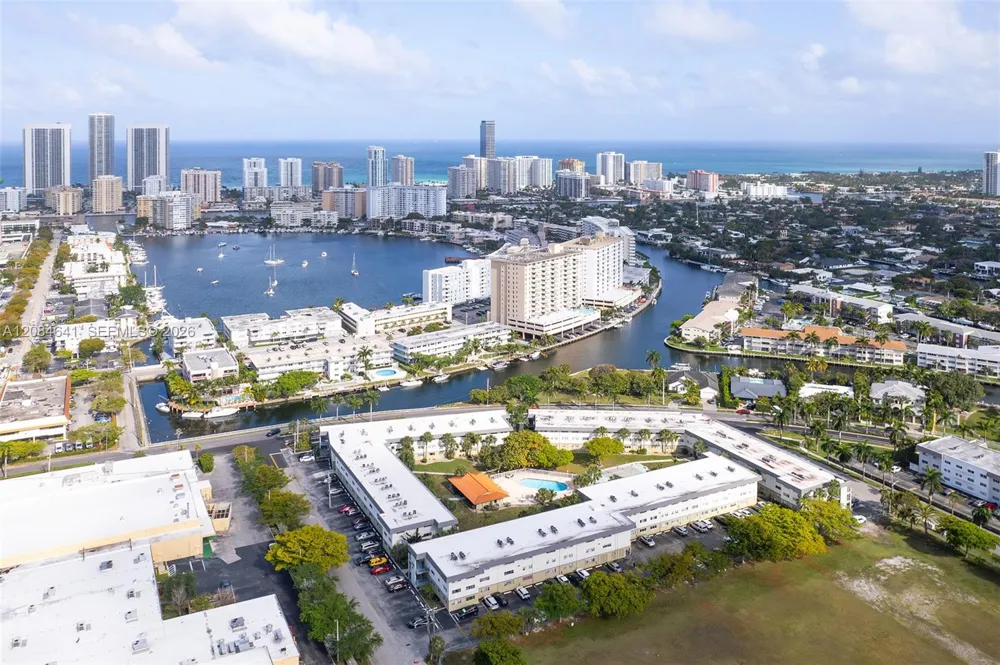 250 Layne Blvd #205 Hallandale Beach, FL 33009