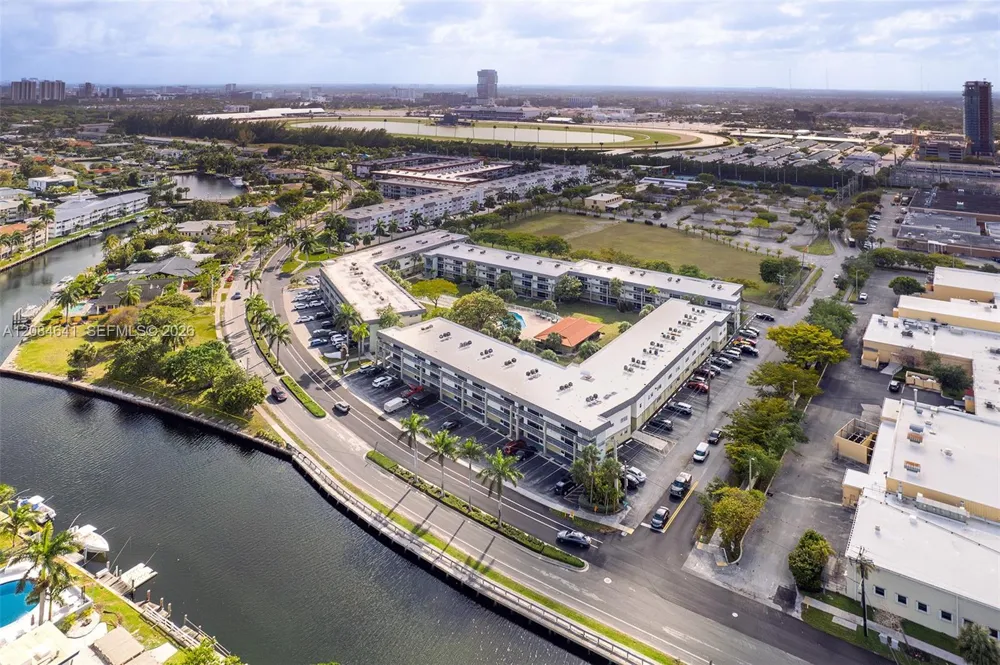 250 Layne Blvd #205 Hallandale Beach, FL 33009