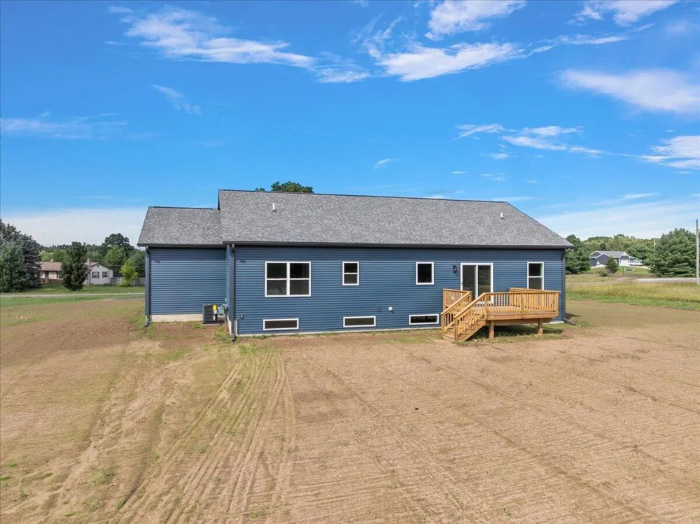 6440 17 Mile Road NE Cedar Springs, MI 49319