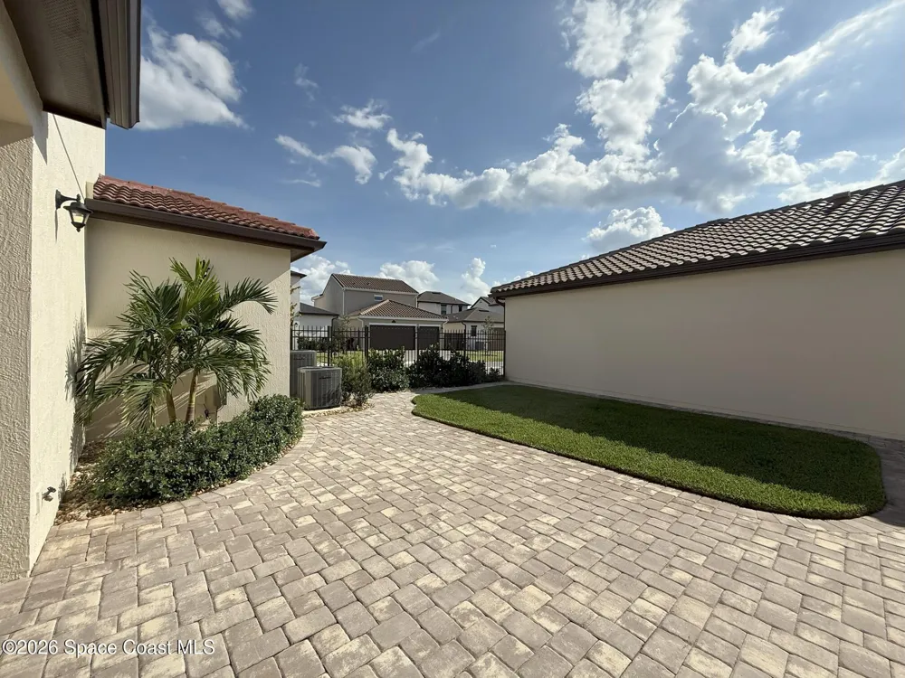8367 Gullen Drive Melbourne, FL 32940