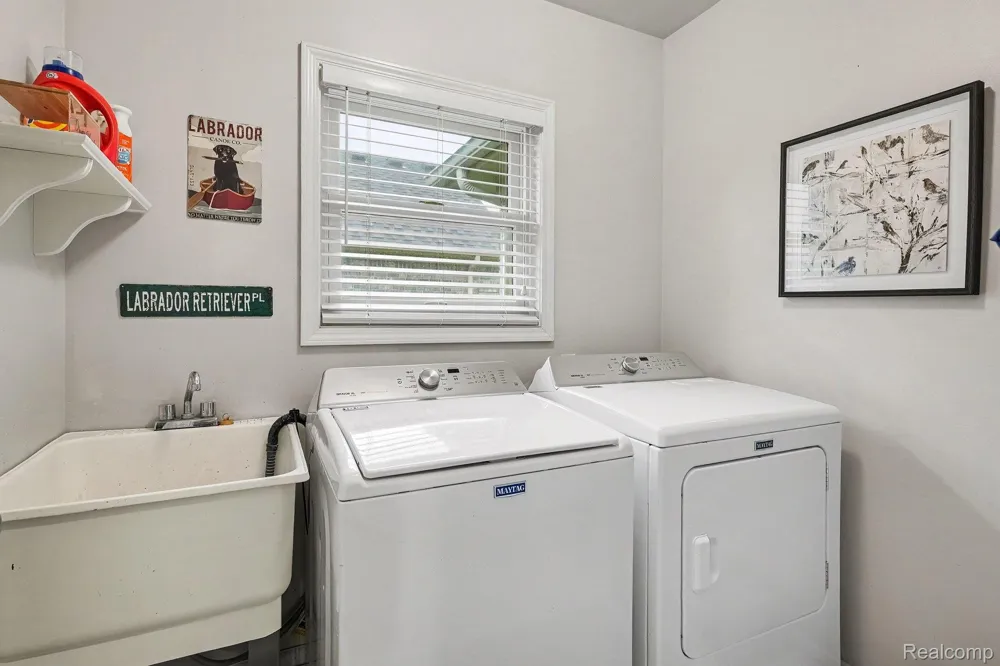 20577 Sherwood Drive Macomb Township, MI 48044