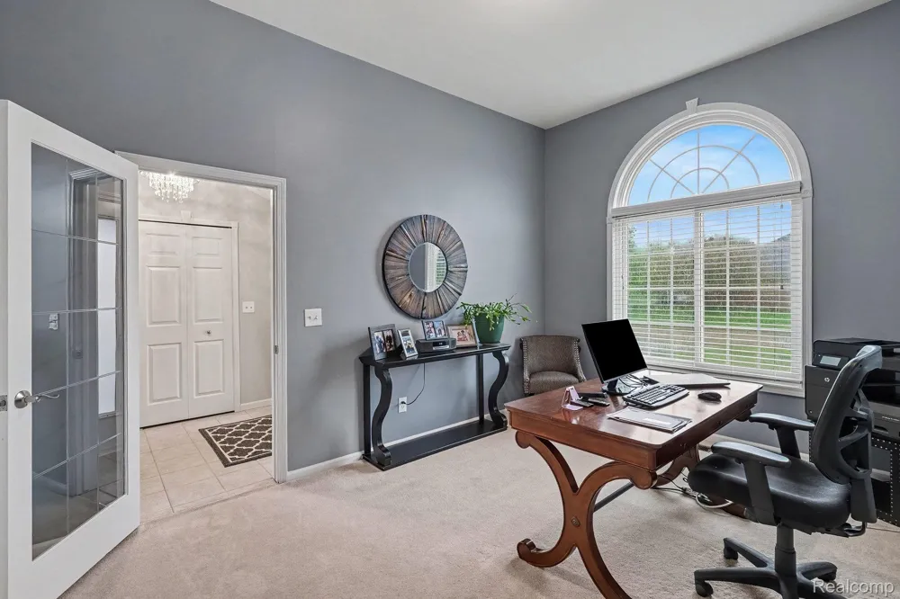 20577 Sherwood Drive Macomb Township, MI 48044