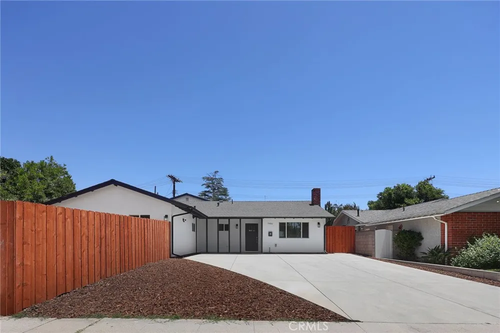 7950 Sausalito Avenue West Hills, CA 91304