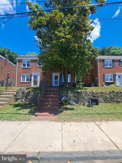 611 SOUTH STREET