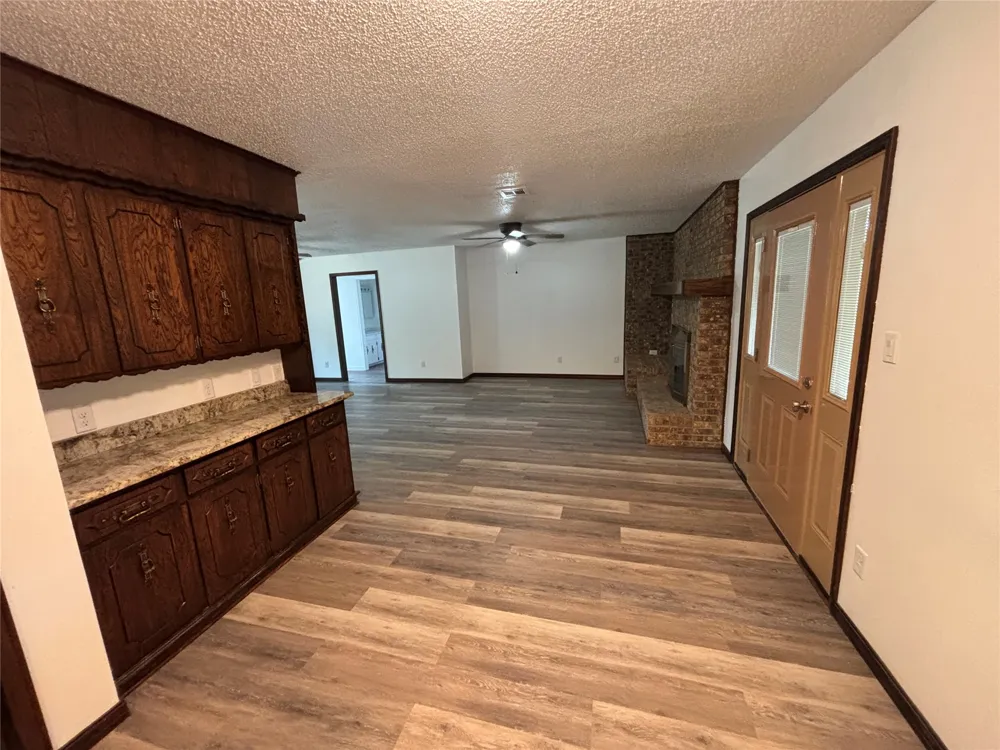 367 W Cliff Drive Atoka, OK 74525