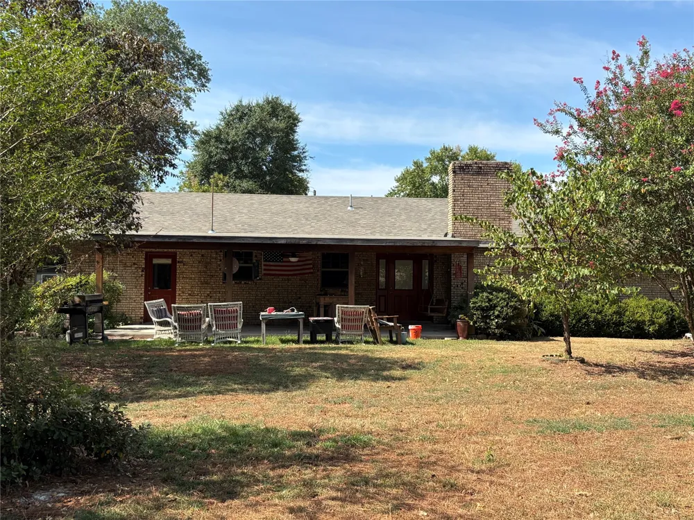 367 W Cliff Drive Atoka, OK 74525