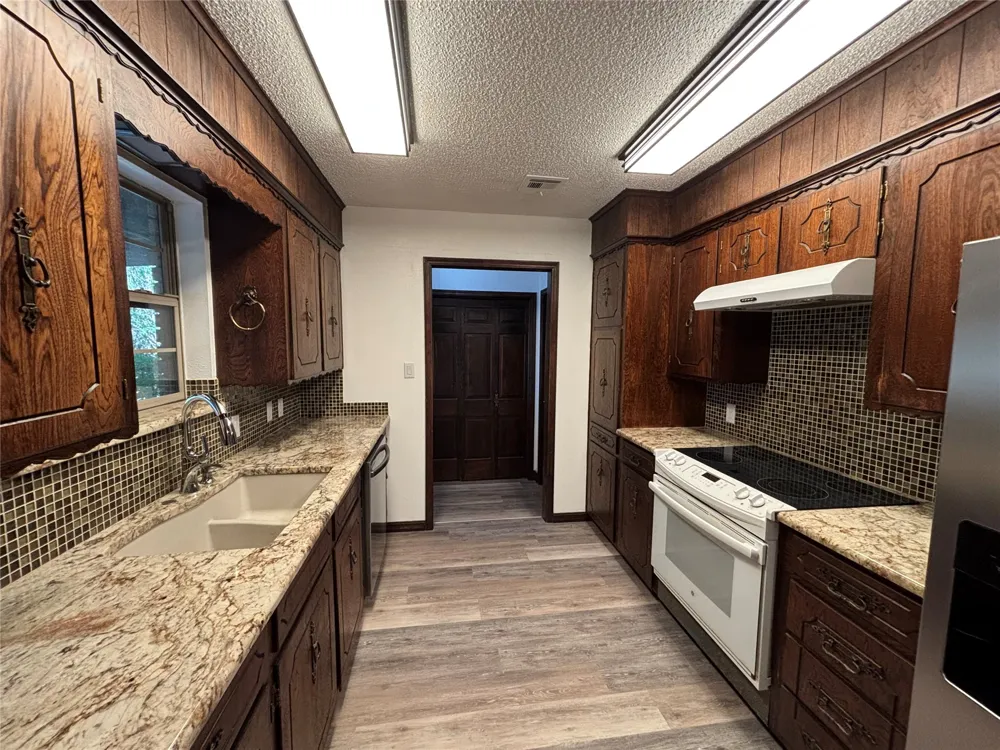 367 W Cliff Drive Atoka, OK 74525