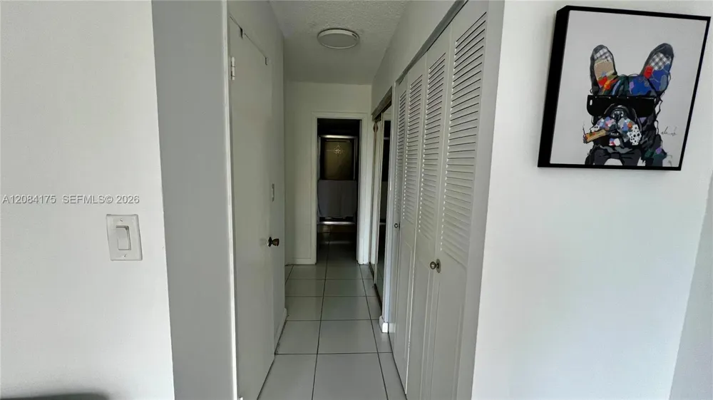 2780 NE 183rd St #303 Aventura, FL 33160