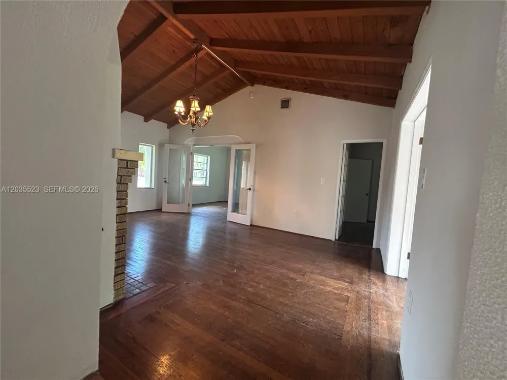 9600 Miami Ave Miami Shores, FL 33150