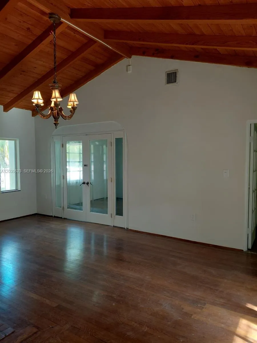9600 Miami Ave Miami Shores, FL 33150