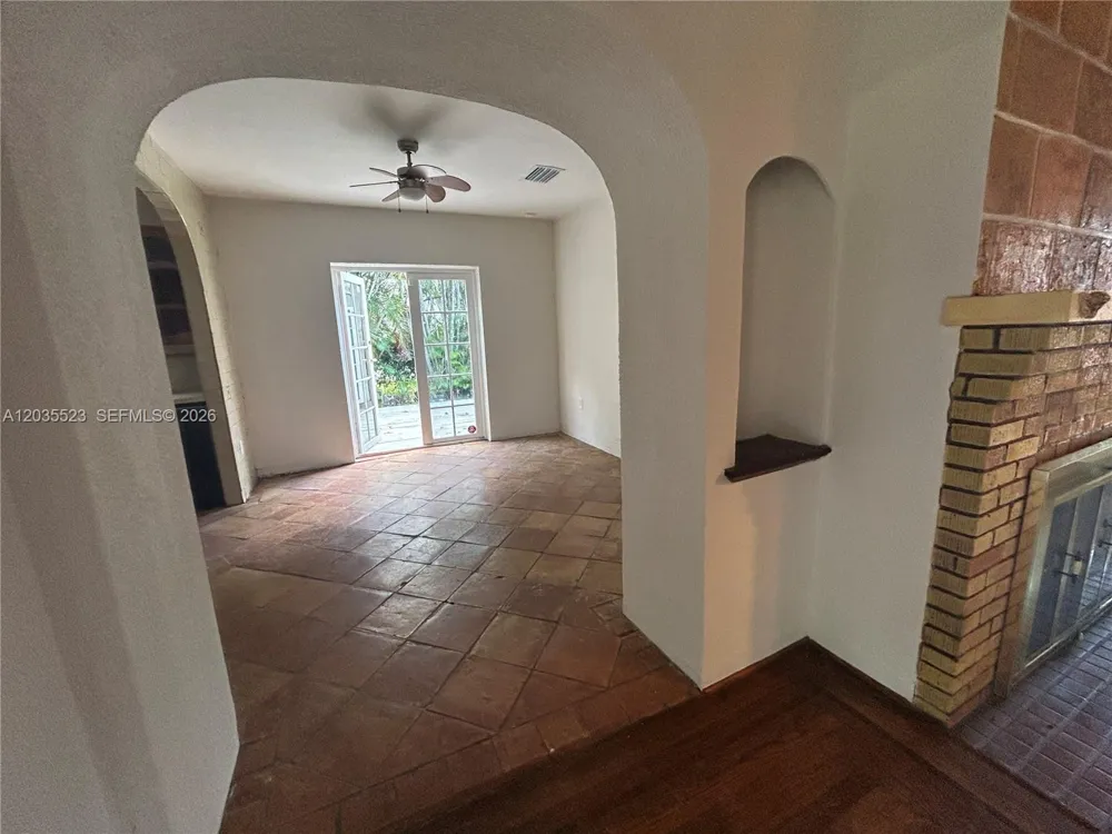 9600 Miami Ave Miami Shores, FL 33150