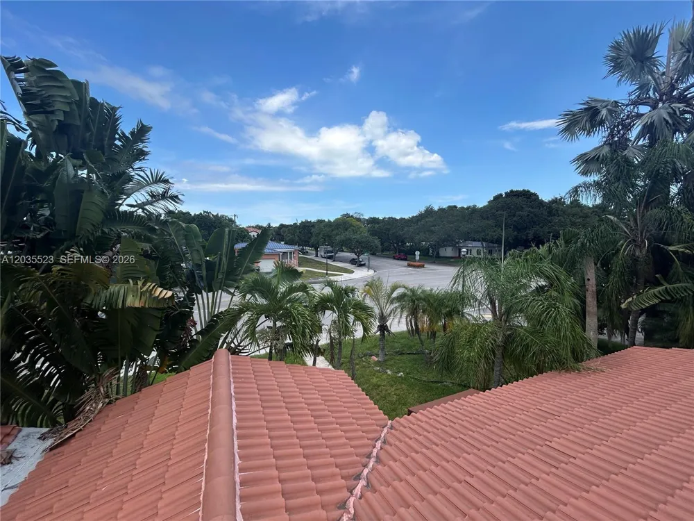 9600 Miami Ave Miami Shores, FL 33150