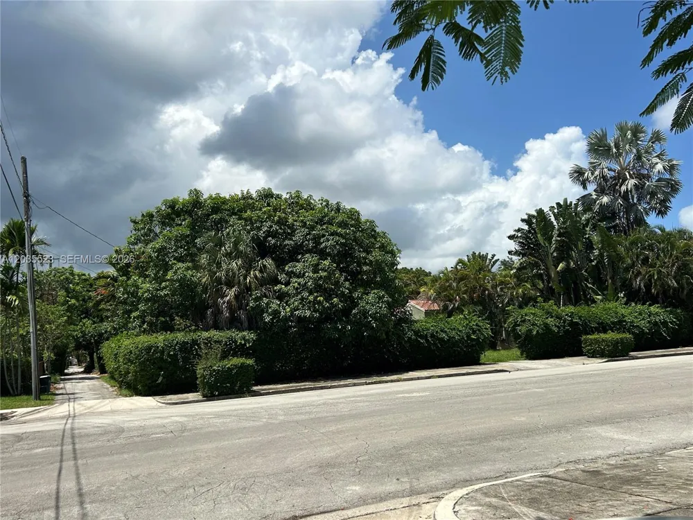 9600 Miami Ave Miami Shores, FL 33150