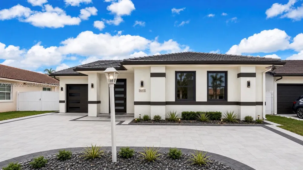 9053 NW 146th Ter Miami Lakes, FL 33018