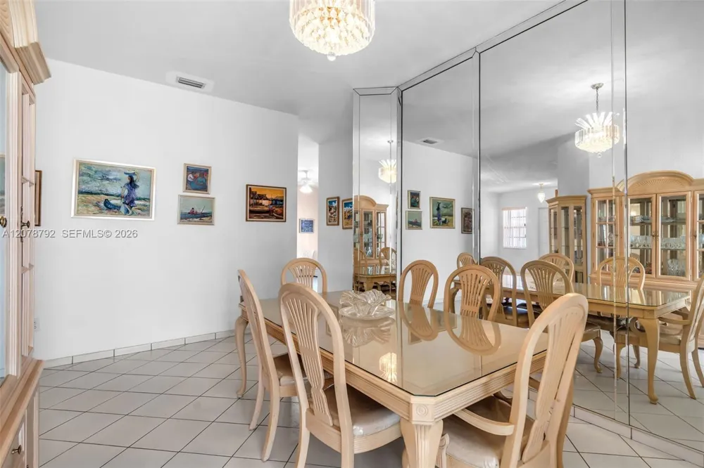 9053 NW 146th Ter Miami Lakes, FL 33018