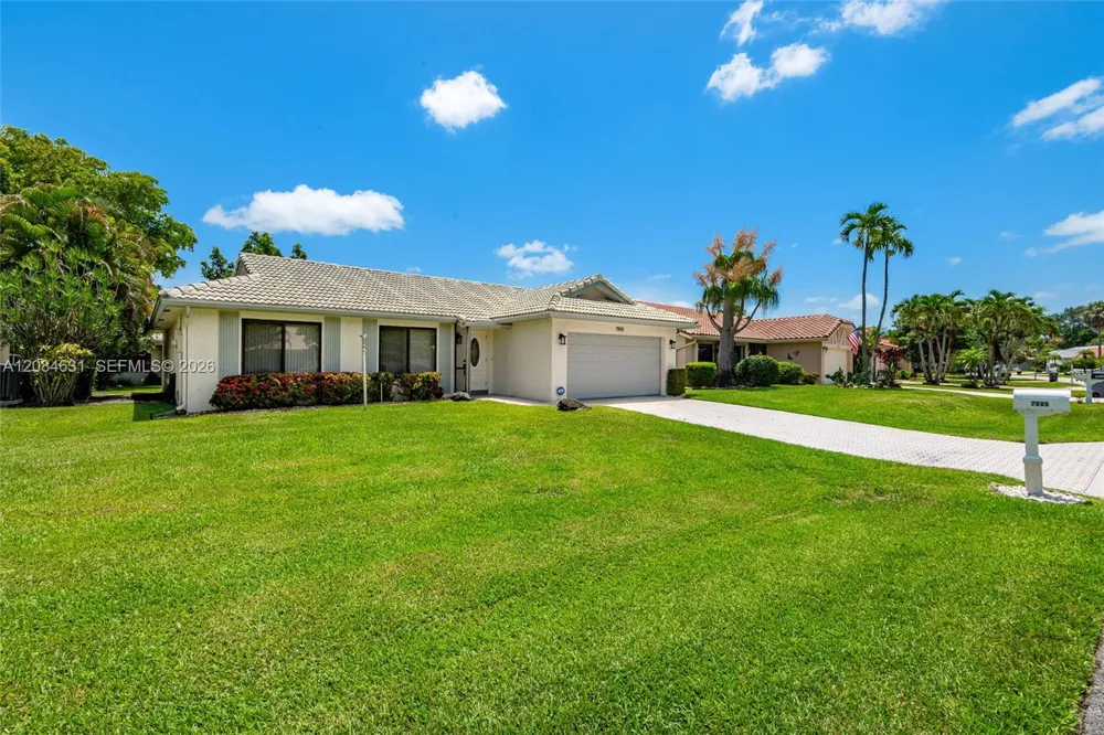 7905 Cloverfield Boca Raton, FL 33433