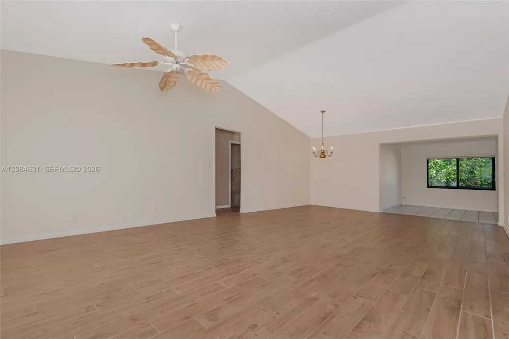 7905 Cloverfield Boca Raton, FL 33433
