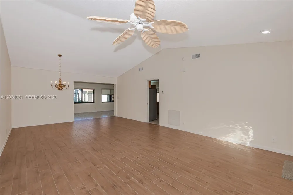 7905 Cloverfield Boca Raton, FL 33433
