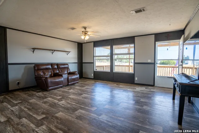 154 SCOTT BRANCH RD Harper, TX 78631