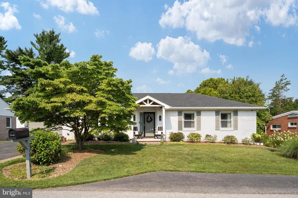 11908 PHYLANE DRIVE Hagerstown, MD 21742