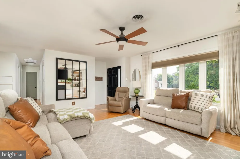 11908 PHYLANE DRIVE Hagerstown, MD 21742