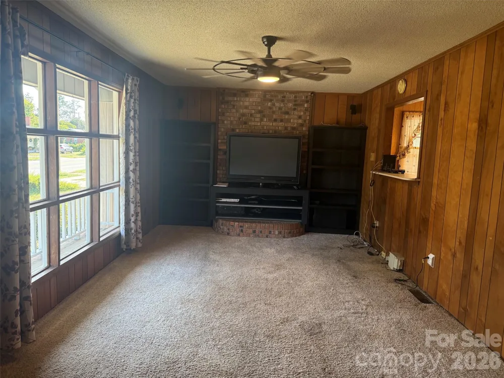 511 E Church Street Kershaw, SC 29067