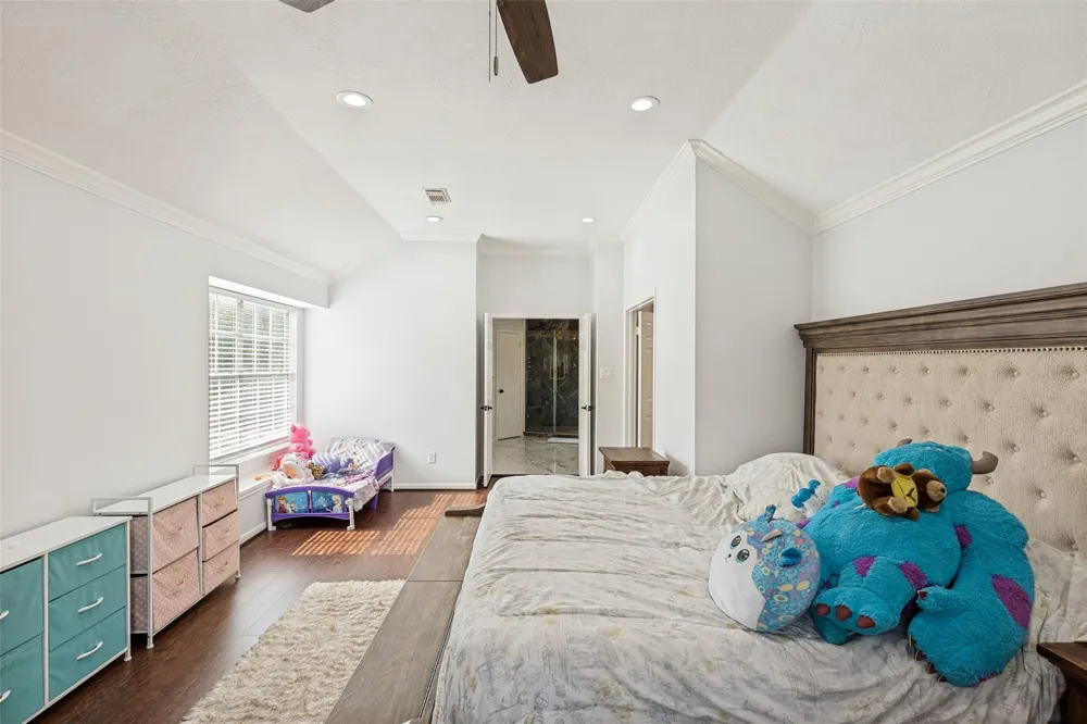 4219 Glenchase Lane Houston, TX 77014