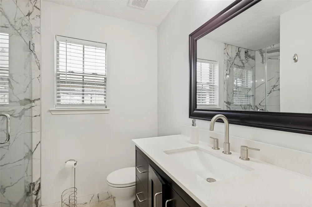 4219 Glenchase Lane Houston, TX 77014