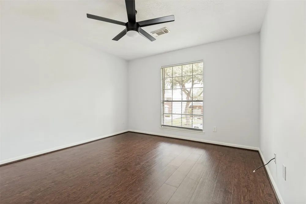 4219 Glenchase Lane Houston, TX 77014