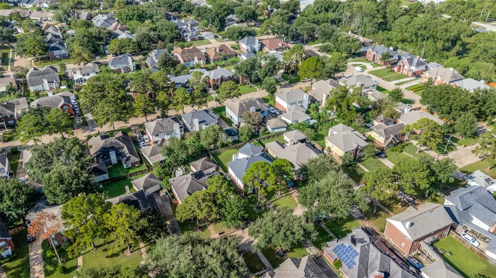 4219 Glenchase Lane Houston, TX 77014