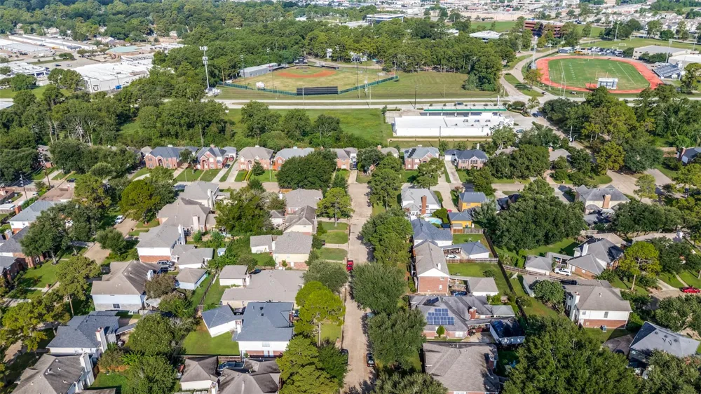 4219 Glenchase Lane Houston, TX 77014