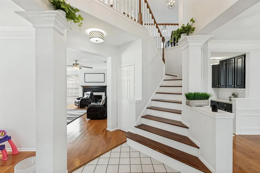 4219 Glenchase Lane Houston, TX 77014