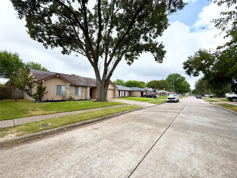 16723 Summer Dawn Lane Houston, TX 77095