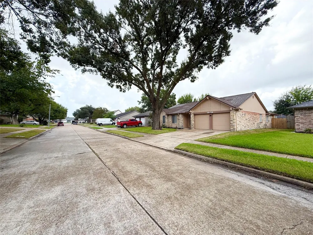 16723 Summer Dawn Lane Houston, TX 77095