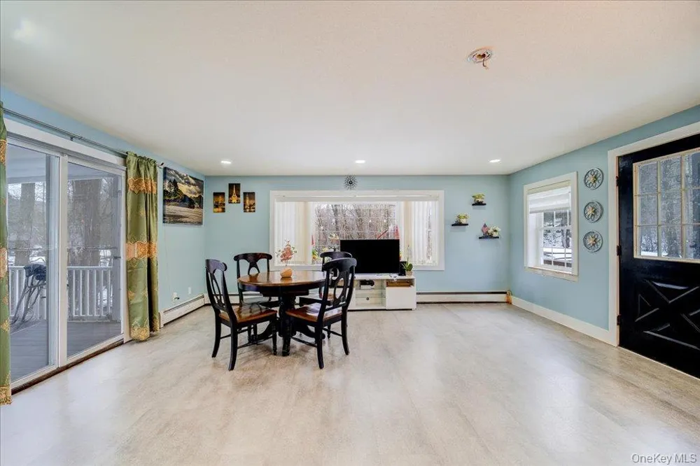 24 Johnsontown Road Sloatsburg, NY 10974