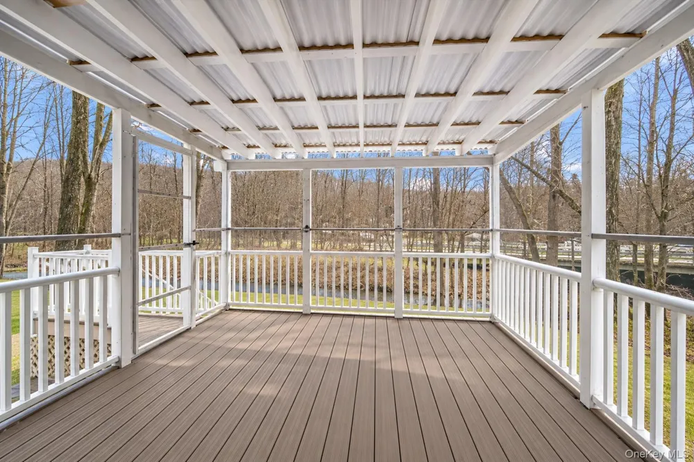 24 Johnsontown Road Sloatsburg, NY 10974
