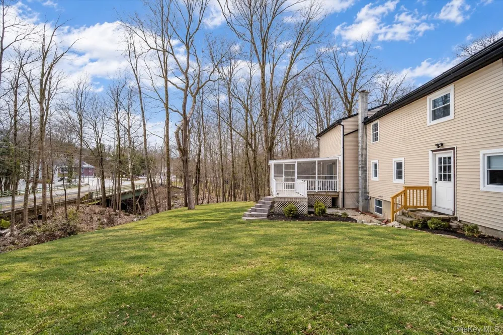 24 Johnsontown Road Sloatsburg, NY 10974