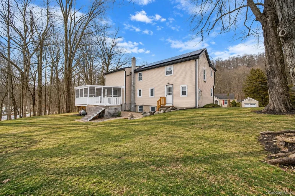 24 Johnsontown Road Sloatsburg, NY 10974