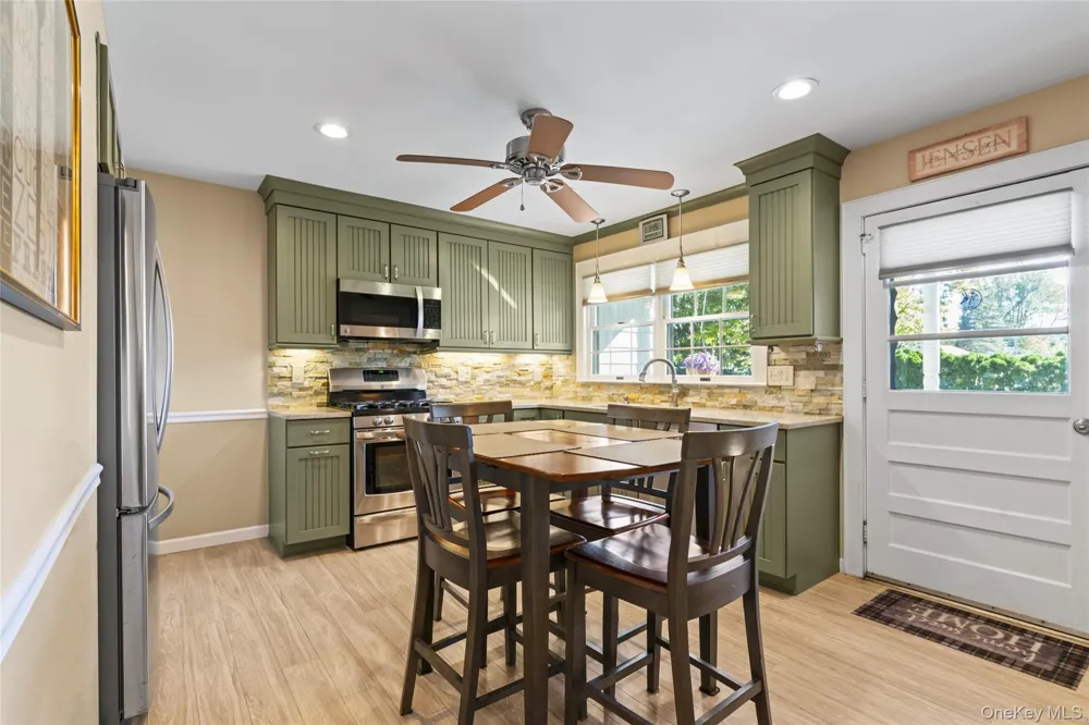 59 Linden Boulevard Hicksville, NY 11801
