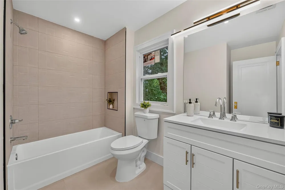 16 Maple Avenue West Nyack, NY 10994