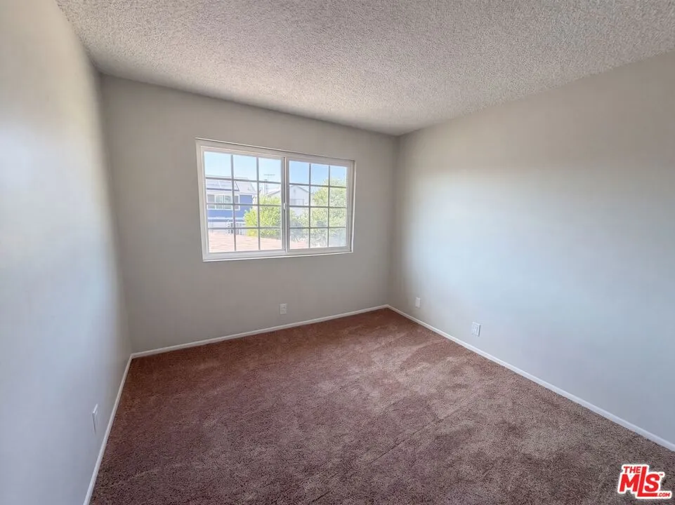 8452 Hazelwood Circle Westminster, CA 92683
