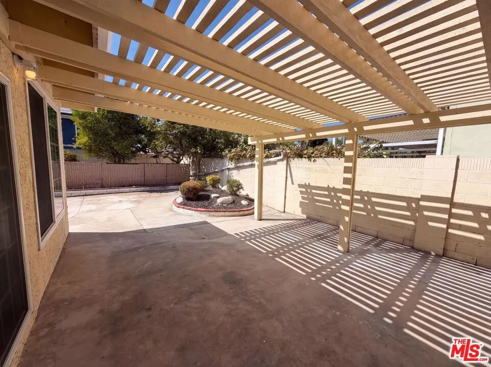 8452 Hazelwood Circle Westminster, CA 92683