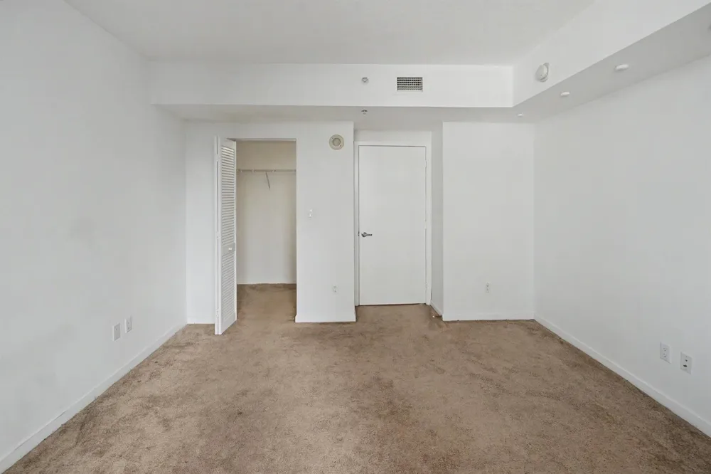 335 S Biscayne Boulevard #1002 Miami, FL 33131