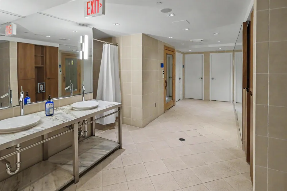 335 S Biscayne Boulevard #1002 Miami, FL 33131