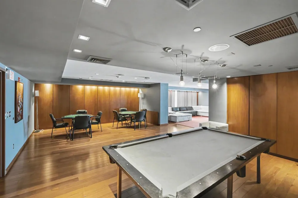 335 S Biscayne Boulevard #1002 Miami, FL 33131