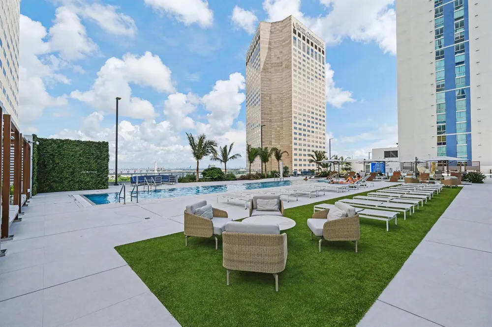 335 S Biscayne Boulevard #1002 Miami, FL 33131